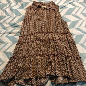 Floral Patterned Tan Button-up Tank Top